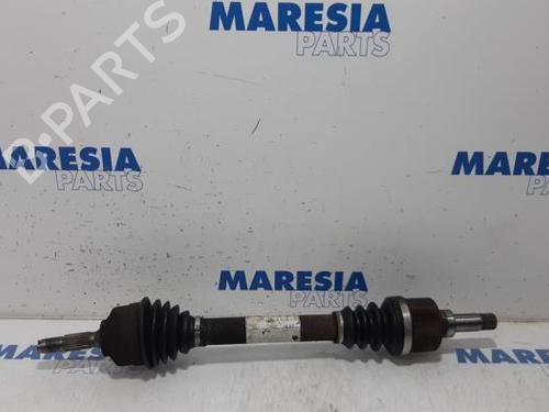 Used Left front driveshaft PEUGEOT 206 Hatchback (2A/C) 1.4 i (75 hp) 31453310