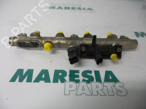 Used Injection rail CITROËN C8 (EA_, EB_) 2.0 HDi (107 hp) 31531781