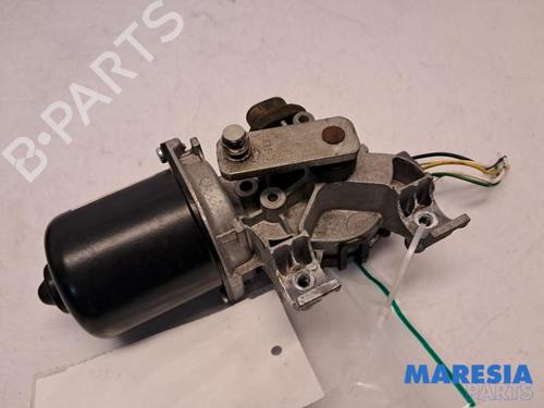 Used Front wiper motor RENAULT CLIO IV Grandtour (KH_) 0.9 TCe 90 (90 hp) 31428427