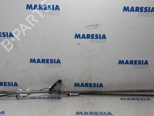 Used Front wipers mechanism PEUGEOT 307 CC (3B) 2.0 16V (136 hp) 31400689