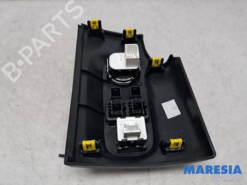 Spejlkontakt CITROËN C3 III (SX) 1.2 PureTech 82 | BP31444445I25