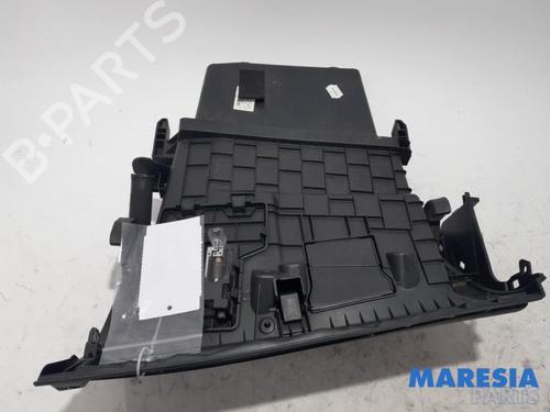 Used Glove box RENAULT MEGANE III Grandtour (KZ0/1) 1.4 TCe (KZ0F, KZ1V) (130 hp) 31445726