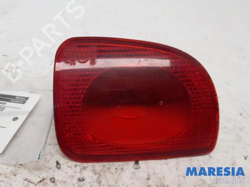Used Rear fog light RENAULT KANGOO Express (FW0/1_) 1.5 dCi 75 (FW07, FW10, FW04) (75 hp) 31429414