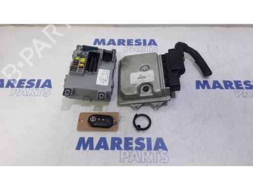 Used Engine control unit (ECU) FIAT PANDA (312_, 319_) 0.9 (312PXP1A) (60 hp) 31437242