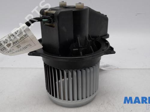 Used Heater blower motor FIAT 500 (312_) 1.2 (312AXA1A) (69 hp) 31528408