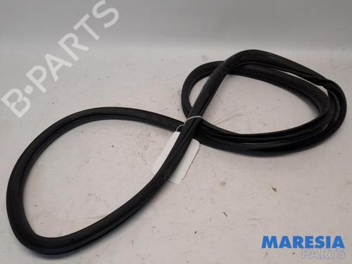 rubber-door-seal-alfa-romeo-giulietta-940_-2010-2011-2012-2013-2014-2015-2016-2017-2018-2019-2020-31392261 main image