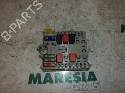fuse-box-fiat-punto-188_-1999-2000-2001-2002-2003-2004-2005-2006-2007-2008-2009-2010-2011-2012-31439131 main image