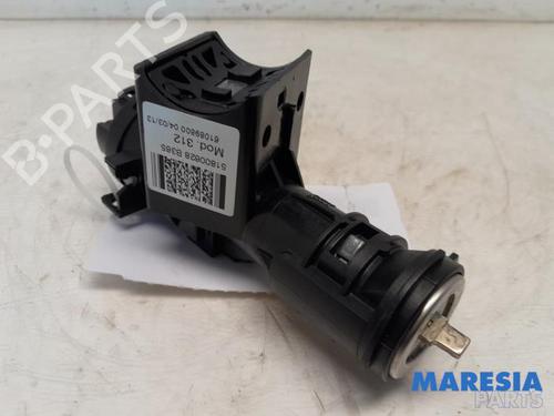 Used Ignition barrel FIAT 500 (312_) 0.9 (312AXG1A, 312.AXG11) (86 hp) 31396546