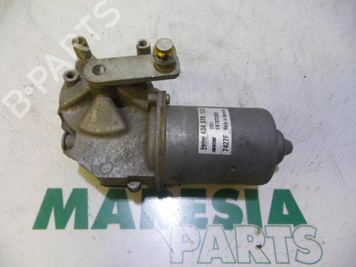 Used Front wiper motor FIAT GRANDE PUNTO (199_) 1.4 T-Jet (199AXM1A, 199BXM1A, 199BXN1A) (120 hp) 31469722