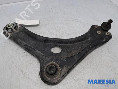 Used Left front suspension arm CITROËN C4 CACTUS 1.2 VTi 82 (82 hp) 31425717