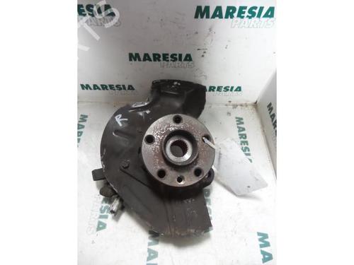 Used Right front steering knuckle PEUGEOT 807 (EB_) 2.0 (136 hp) 31508427