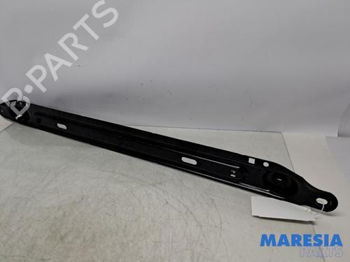 Tværbjælke PEUGEOT 5008 (0U_, 0E_) 1.6 16V (156 hp) 31632029