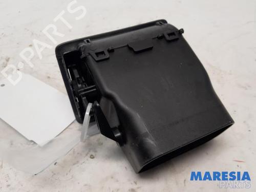 Air vent PEUGEOT 307 CC (3B) 2.0 16V | BP31408987I21