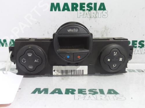Used Climate control RENAULT MEGANE II (BM0/1_, CM0/1_) 1.9 dCi (BM0G, CM0G) (120 hp) 31446399