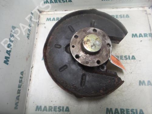 Used Right rear steering knuckle LANCIA KAPPA SW (838_) 2.0 20V (838BG1AA) (155 hp) 31428117