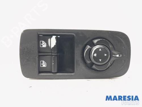 Comutador ALFA ROMEO MITO (955_) 1.4 TJet (955AXG1A) (120 hp) 31534087