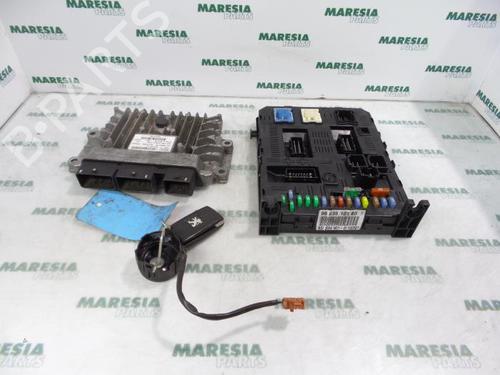 Used Engine control unit (ECU) PEUGEOT 307 CC (3B) 2.0 HDi 135 (136 hp) 31387622