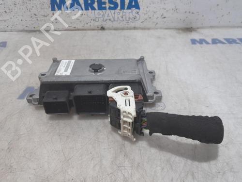 Engine control unit (ECU) CITROËN C3 II (SC_) 1.2 VTi 82 | BP31463324M57 