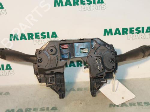 Switch CITROËN C4 I (LC_) 1.6 HDi | BP31413061I30 - Image 2