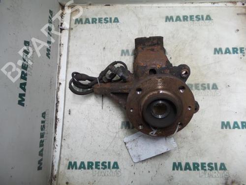Used Right front steering knuckle CITROËN XSARA (N1) 1.6 16V (109 hp) 31411767