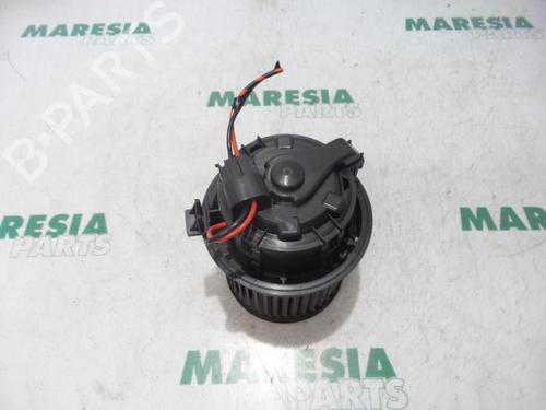 Used Heater blower motor PEUGEOT 208 I (CA_, CC_) 1.0 VTi (68 hp) 31408376