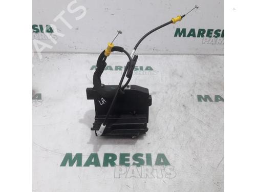 electronic-module-peugeot-308-sw-ii-lc_-lj_-lr_-lx_-l4_-2014-2015-2016-2017-2018-2019-2020-2021-31417584 main image