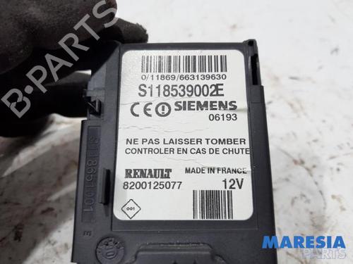 Engine control unit (ECU) RENAULT GRAND SCÉNIC II (JM0/1_) 2.0 | BP31455871M57 