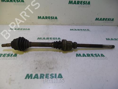 Used Right front driveshaft CITROËN BERLINGO / BERLINGO FIRST Box Body/MPV (M_) 1.6 HDI 75 (MB9HW) (75 hp) 31418679