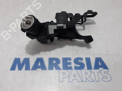Used Ignition barrel ALFA ROMEO MITO (955_) 1.4 MultiAir (955AXL1B) (105 hp) 31428304