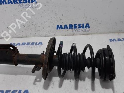 Used Left front shock absorber RENAULT MEGANE III Grandtour (KZ0/1) 1.5 dCi (KZ09, KZ0D, KZ1G, KZ29, KZ14, KZ1W, KZ10, KZ1F,... (110 hp) 31415022