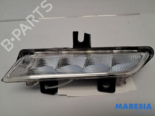 Used Right daytime light RENAULT CLIO IV Grandtour (KH_) 0.9 TCe 90 (90 hp) 31469523