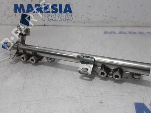 Injection rail RENAULT MEGANE IV Hatchback (B9A/M/N_) 1.2 TCe 100 (B9MS) | BP31458972M98