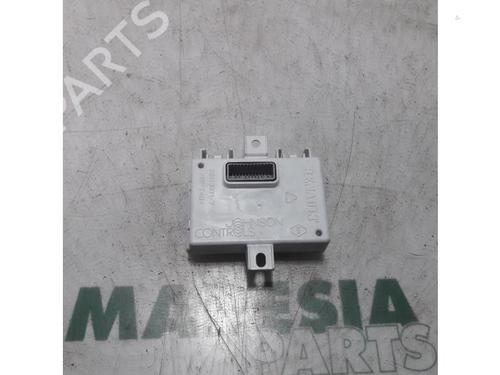 Used Electronic module RENAULT MEGANE III Hatchback (BZ0/1_, B3_) 2.0 TCe (BZ0K) (180 hp) 31441930