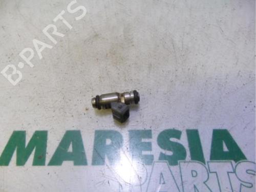 injector-renault-clio-ii-bb_-cb_-1998-1999-2000-2001-2002-2003-2004-2005-2006-2007-2008-2009-2010-2011-2012-2013-2014-2015-2016-31485892 main image
