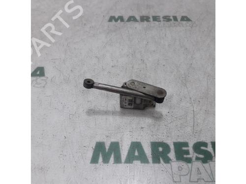 Used Headlight adjuster motor Headlight adjuster motor RENAULT SCÉNIC III (JZ0/1_) 2.0 16V (JZ0G, JZ0P, JZ1E, JZ1P) (140 hp) 31384949 31384949