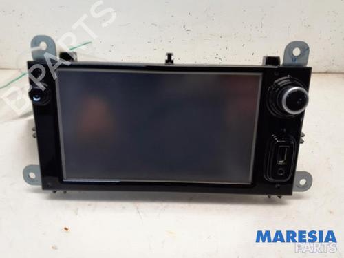 Used Radio RENAULT CLIO IV Grandtour (KH_) 0.9 TCe 90 (90 hp) 31384819