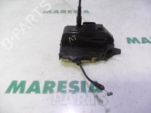 Used Electronic module RENAULT SCÉNIC II (JM0/1_) 2.0 (JM05, JM0U, JM1N, JM1U, JM2V) (135 hp) 31430879