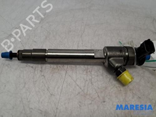Used Injector ALFA ROMEO GIULIA (952_) 2.2 D (952AEM250, 952AEA250) (150 hp) 31499239