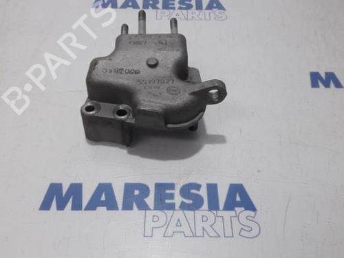 Used Gearbox mount FIAT 500 (312_) 1.2 LPG (312AXA1A) (69 hp) 31459356