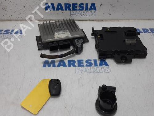 Used Engine control unit (ECU) RENAULT KANGOO Express (FW0/1_) 1.5 dCi 85 (FW0K, FW0L, FW0B) (86 hp) 31421551