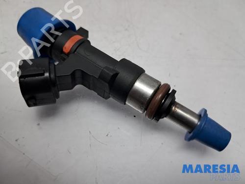 injector-renault-clio-iv-bh_-2012-2013-2014-2015-2016-2017-2018-2019-2020-2021-31426456 main image