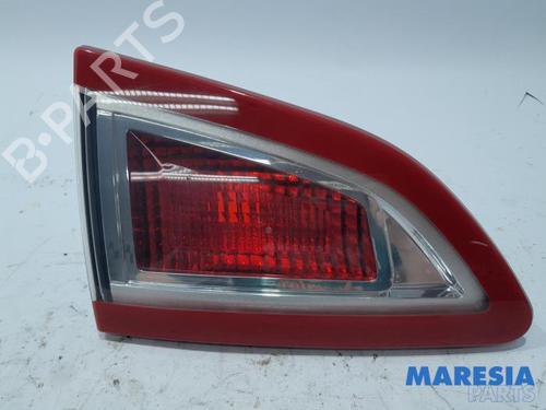 Used Left taillight RENAULT SCÉNIC III (JZ0/1_) 2.0 16V (JZ0G, JZ0P, JZ1E, JZ1P) (140 hp) 31530237