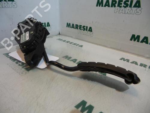Used Electronic module Electronic module RENAULT LAGUNA II (BG0/1_) 1.9 dCI (BG0E) (105 hp) 31526998 31526998