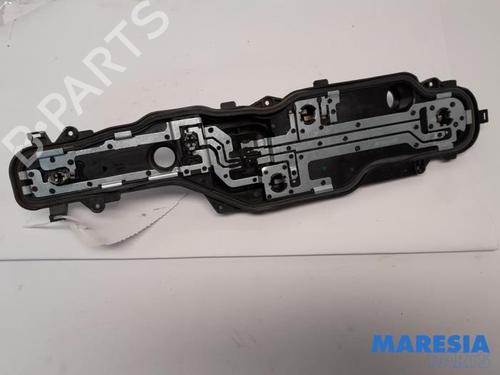 Lampeholder PEUGEOT BOXER Bus 2.0 BlueHDi 130 (130 hp) 31430028