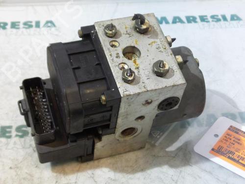 Used ABS pump ALFA ROMEO 146 (930_) 1.6 i.e. 16V T.S. (930.B2B, 930.B2C) (120 hp) 31483873