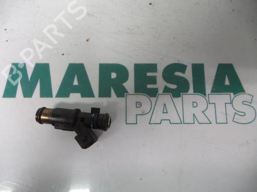Used Injector PEUGEOT 206 Hatchback (2A/C) 1.4 i (75 hp) 31427347