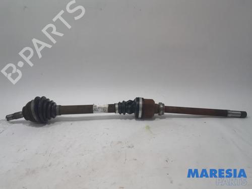 Used Right front driveshaft PEUGEOT 5008 (0U_, 0E_) 1.6 16V (156 hp) 31416848