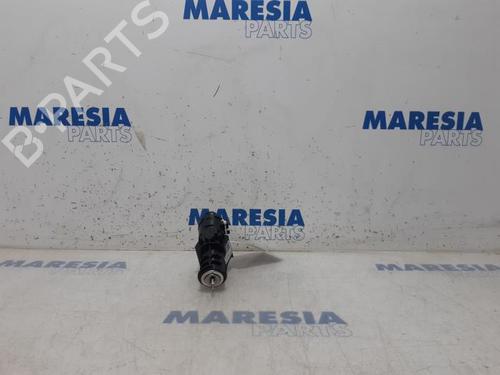 Used Ignition barrel FIAT PANDA (169_) 1.2 (169.AXB11, 169.AXB1A) (60 hp) 31390671