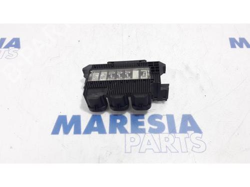 Caixa de fusíveis CITROËN JUMPY II Platform/Chassis 2.0 HDi 125 (128 hp) 31515606