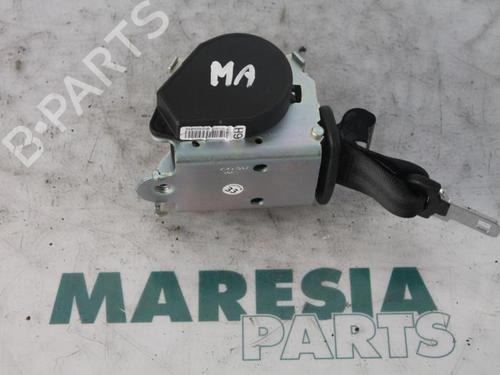 Used Rear center seatbelt RENAULT GRAND SCÉNIC III (JZ0/1_) 1.4 16V (JZ0F) (131 hp) 31390457